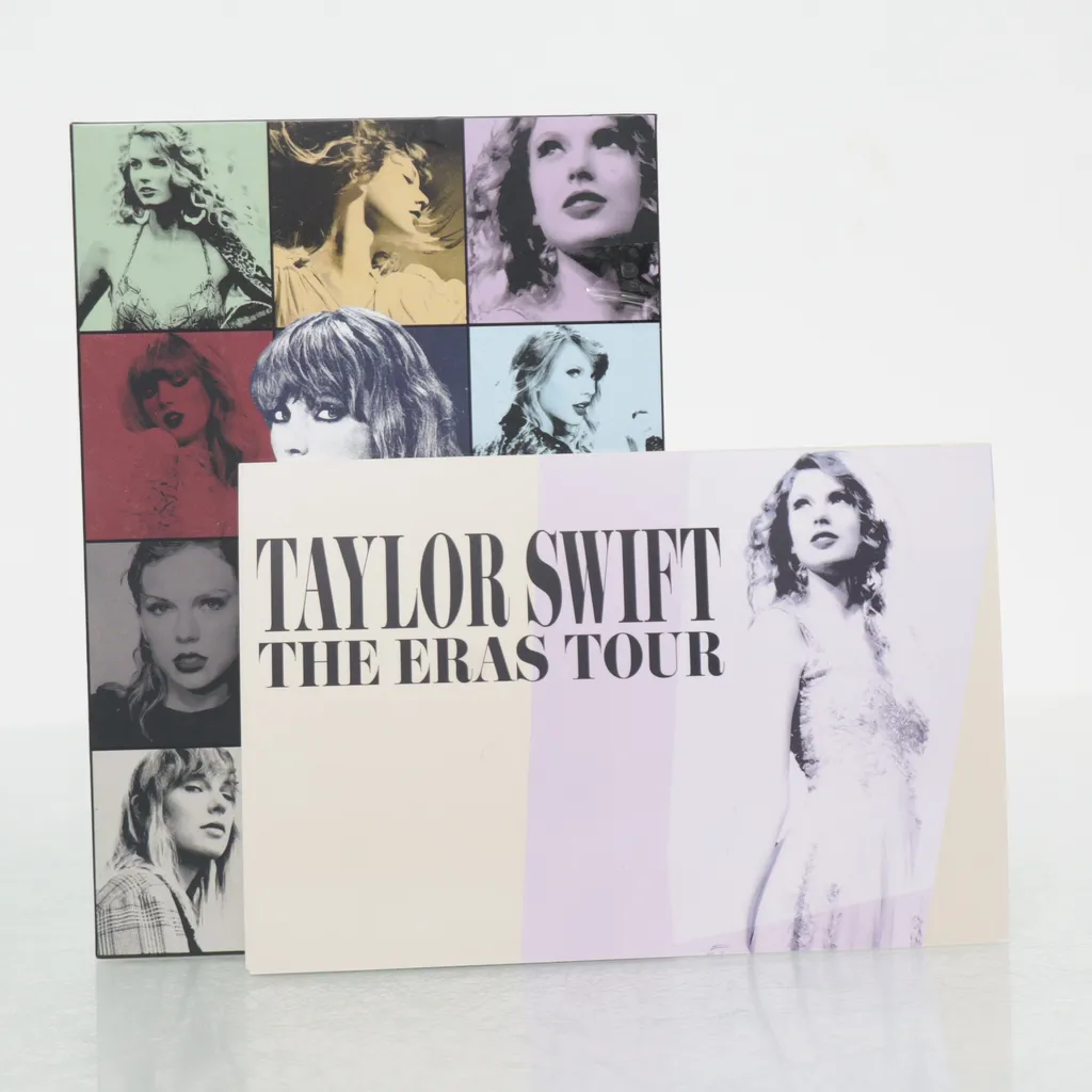 Taylor Swift - Postkarten - Mehrfarbig