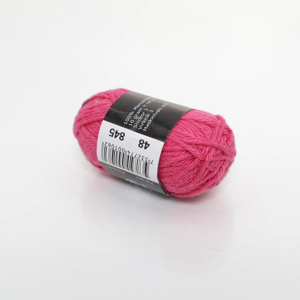 Svarta Fåret - Garn - Pink
