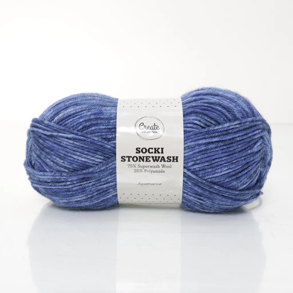 Create with Adlibris - Garn - Blau