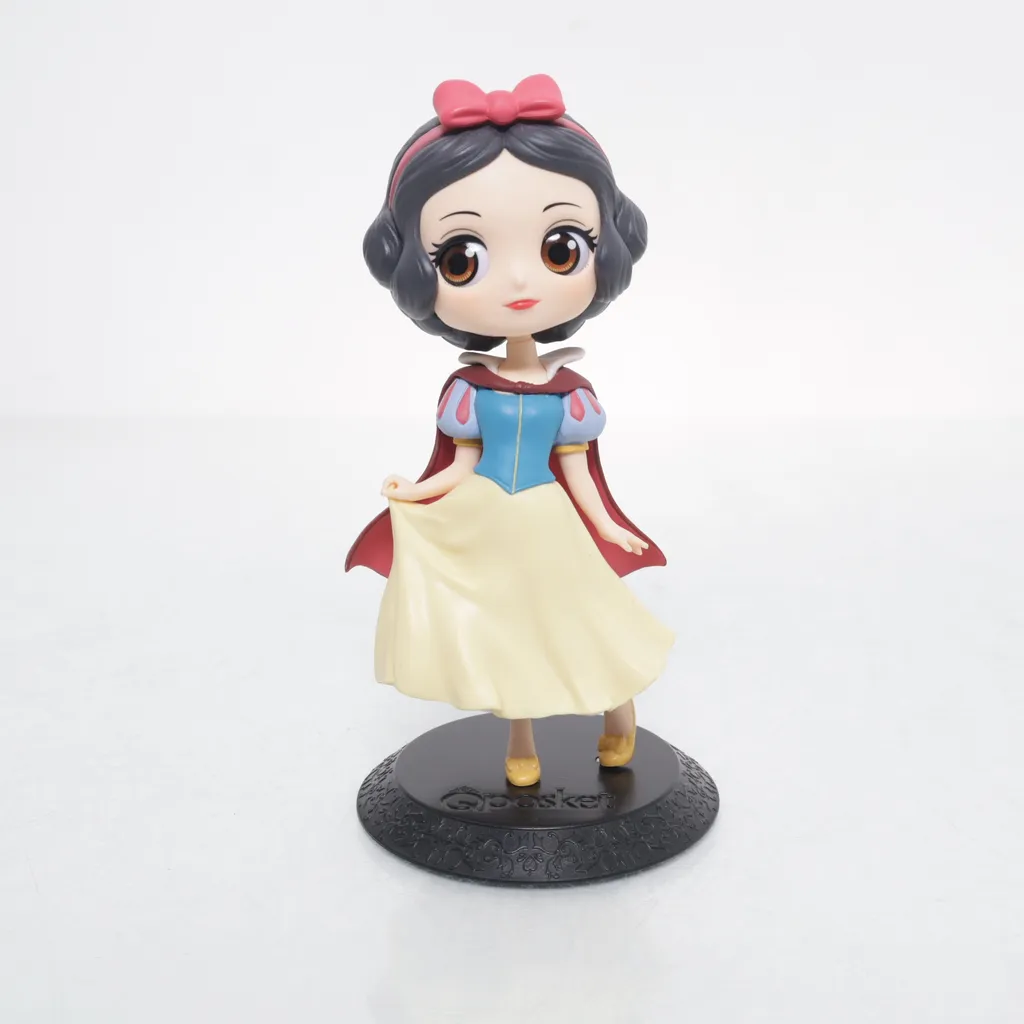 Q Posket - Actionfigur - Gelb