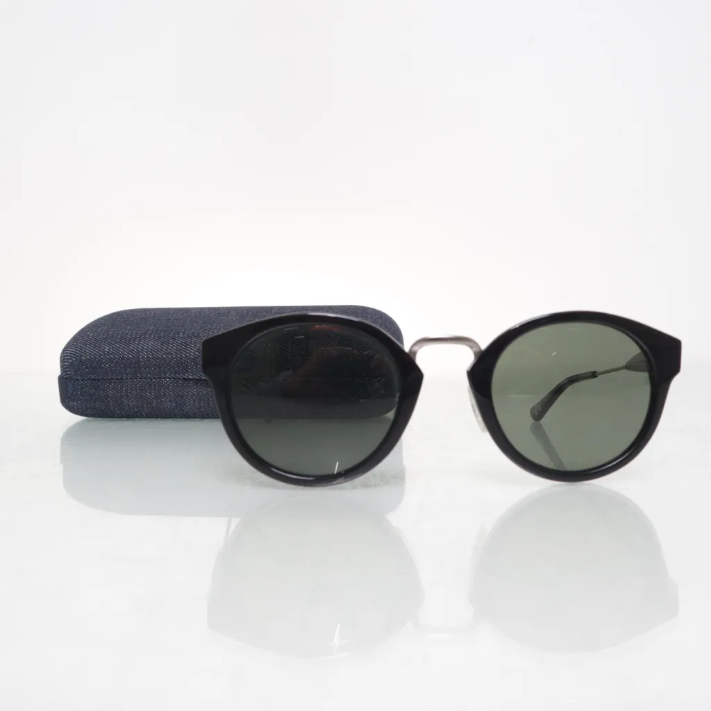 Levi Strauss & Co - Sonnenbrille - Damen - Schwarz