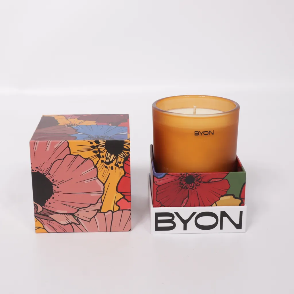 ByOn - Duftkerze - Braun