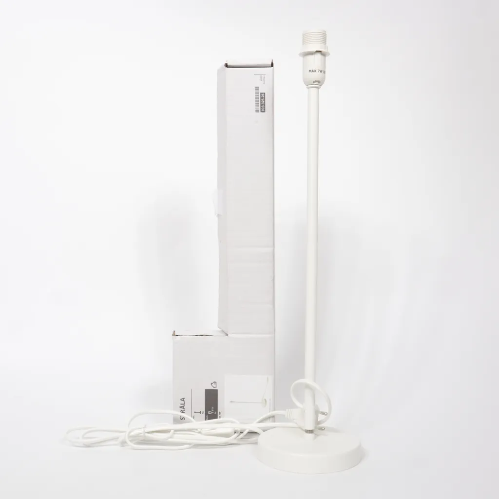 IKEA - Tischlampe - Weiß