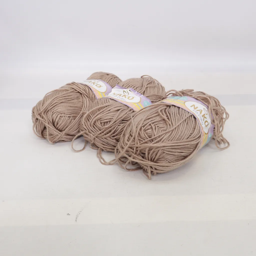 Nako - Garn - Beige