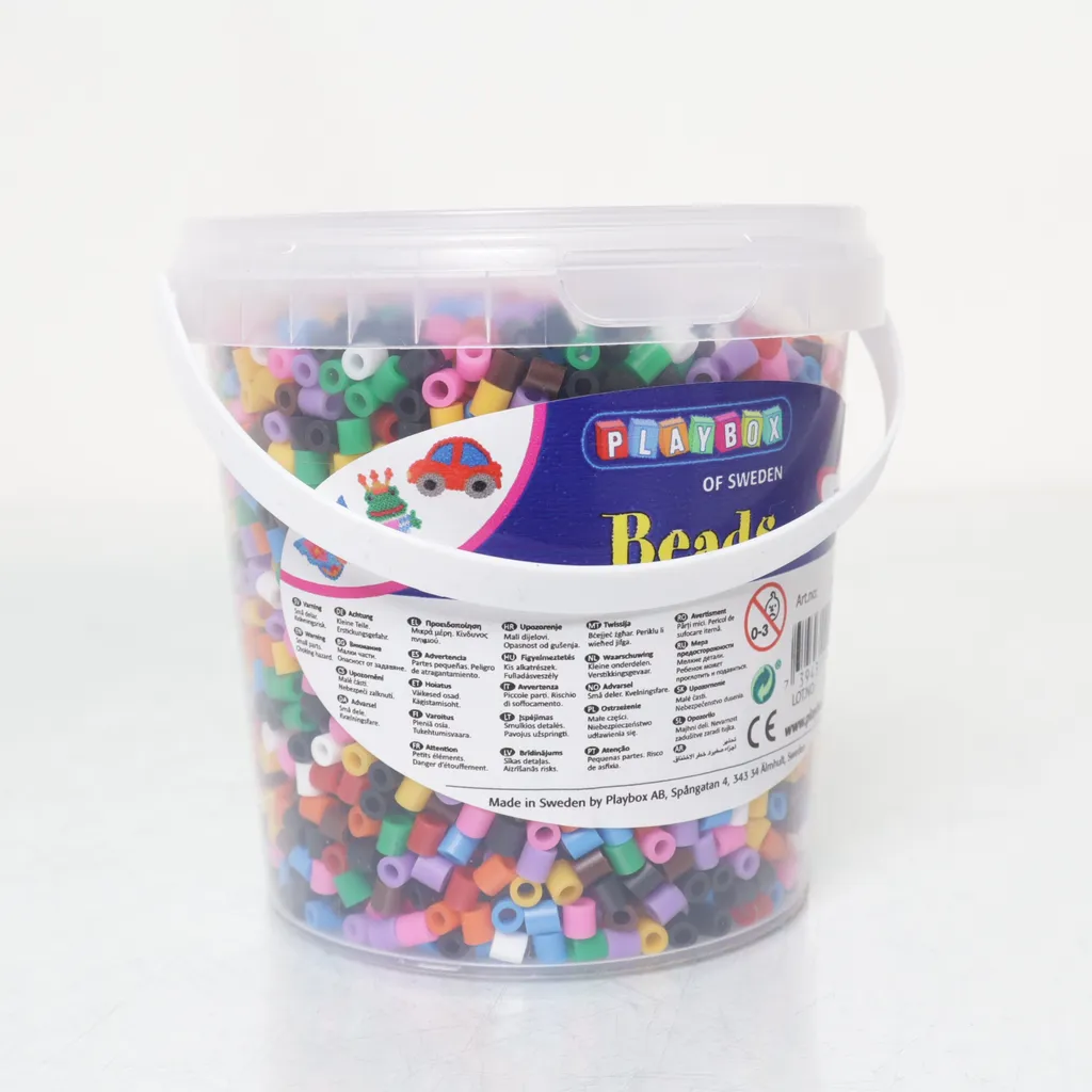 Playbox - Plastikperlen - Mehrfarbig