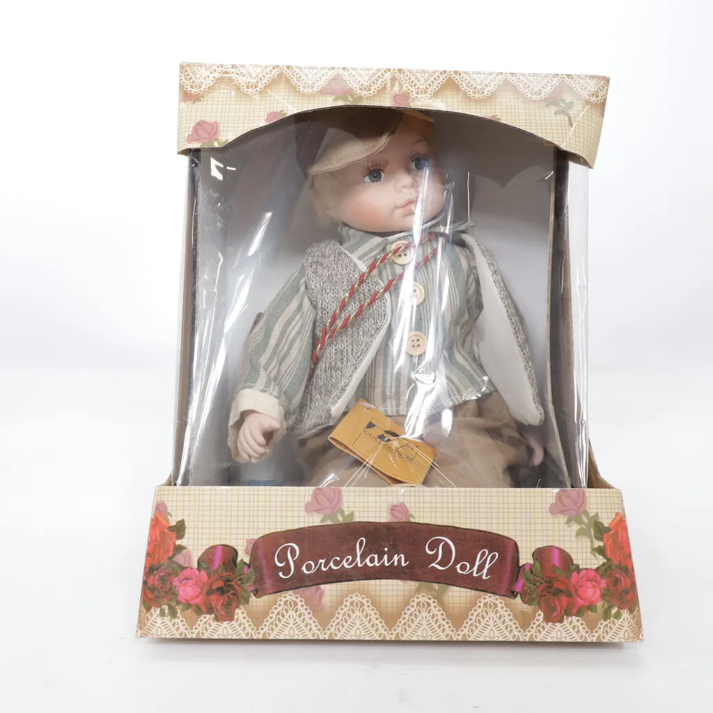 RF Collection - Porzellanpuppe - Beige