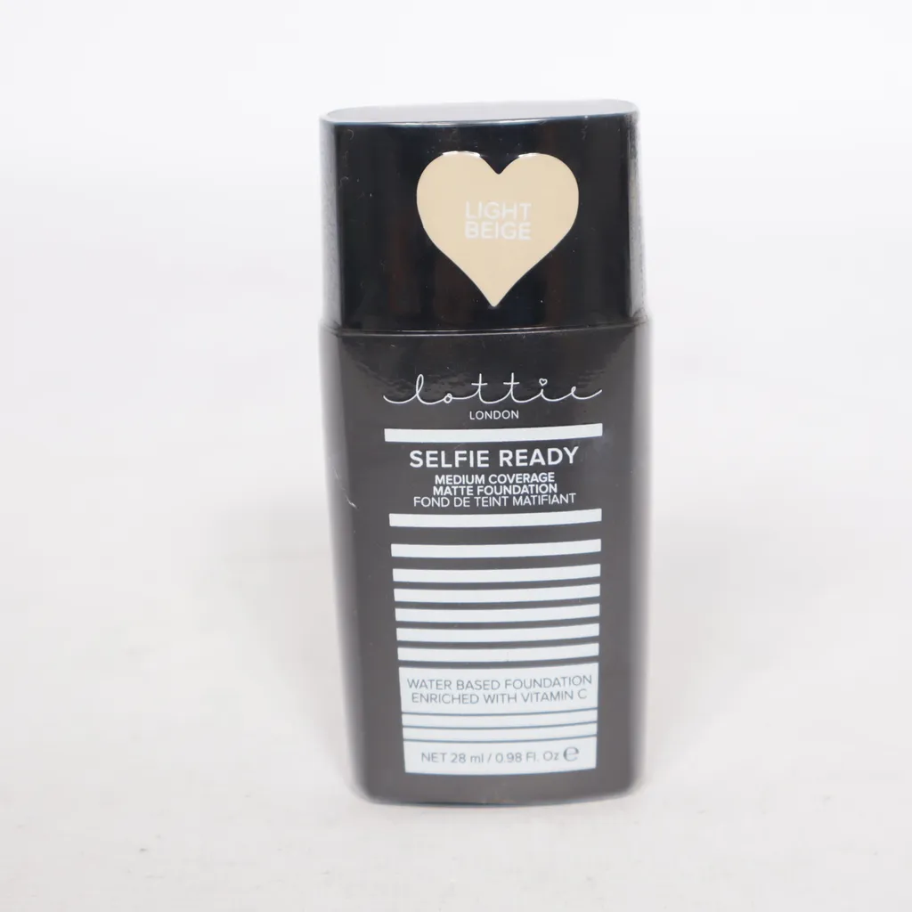 Lottie London - Foundation