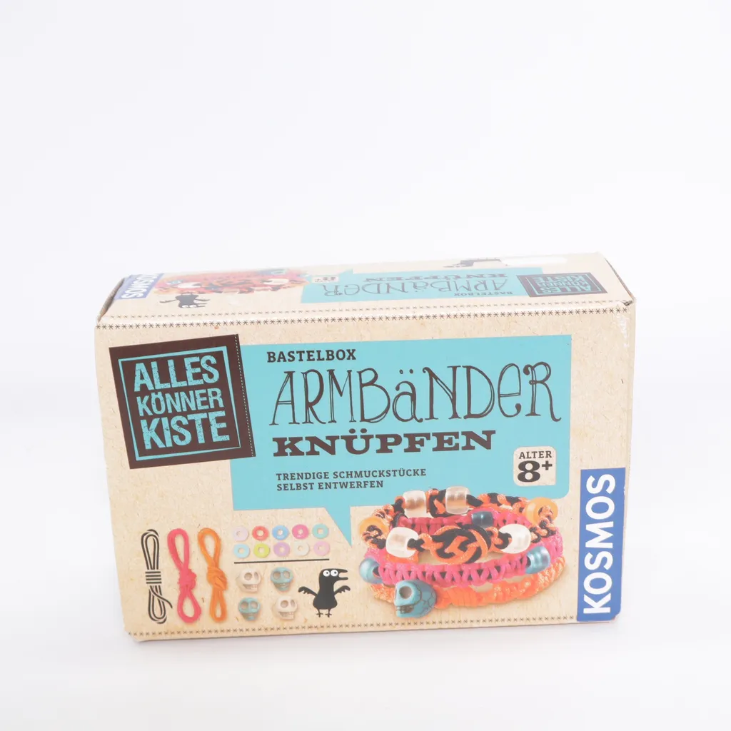 Kosmos - Bastelschmuck - Mehrfarbig