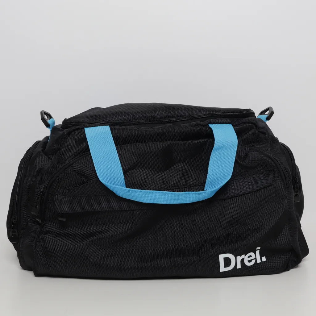 Drei - Trainingstasche - Schwarz
