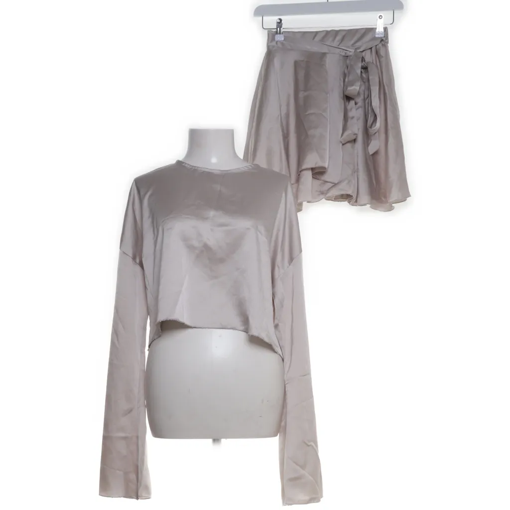 Boohoo - Set - Damen - Größe: M - Beige