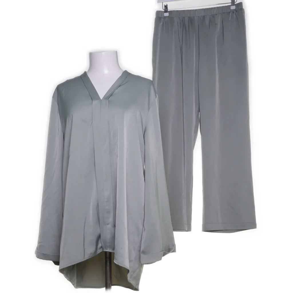 Iness - Set - Damen - Größe: L/XL - Grün