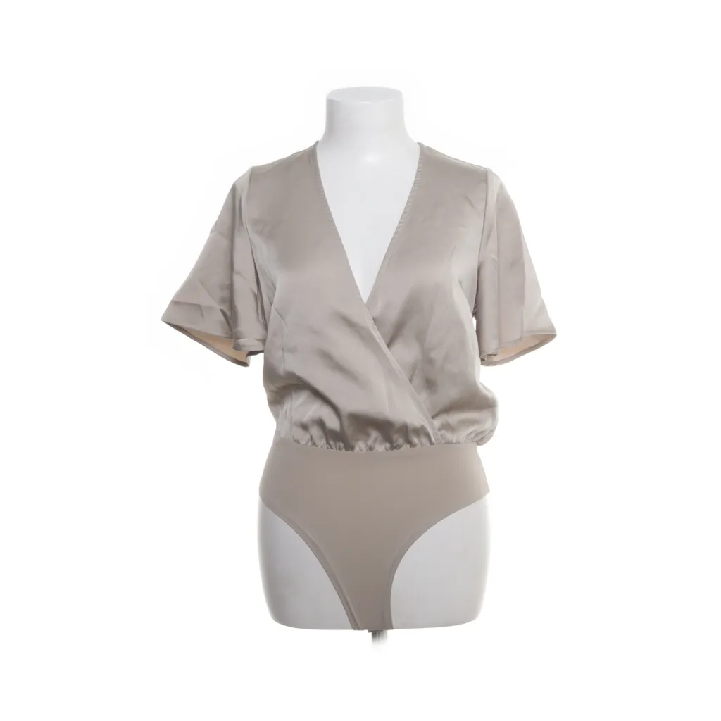 NA-KD - Body - Damen - Größe: 32 - Beige