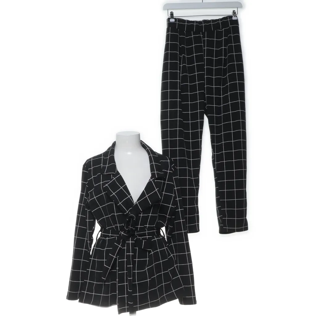 Boohoo - Set - Damen - Größe: 50 - Schwarz