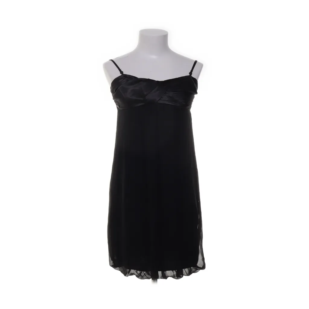 Gina Tricot - Kleid - Damen - Größe: 34 - Schwarz