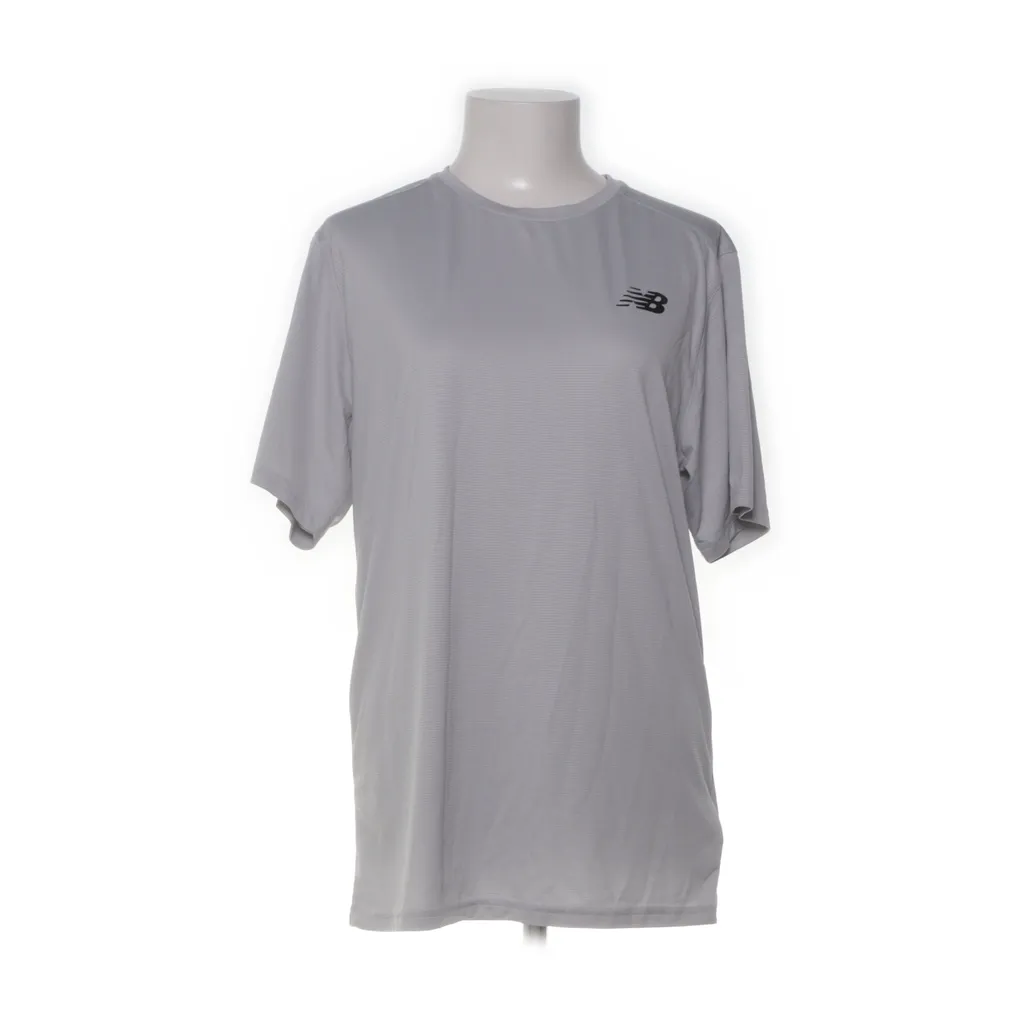 New Balance - Trainingsshirt - Damen - Größe: M - Grau