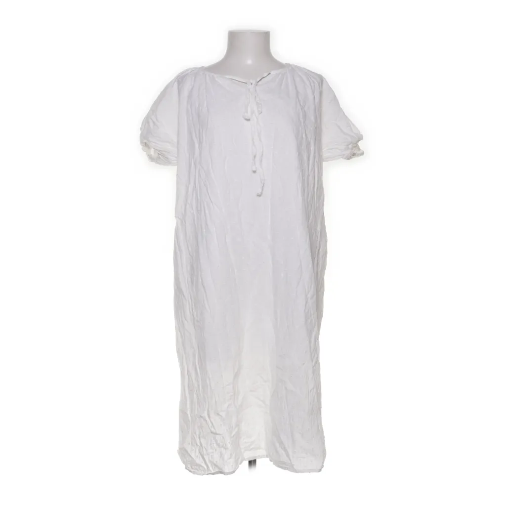 Dazy Less - Nachtkleid - Damen - Größe: M - Weiß