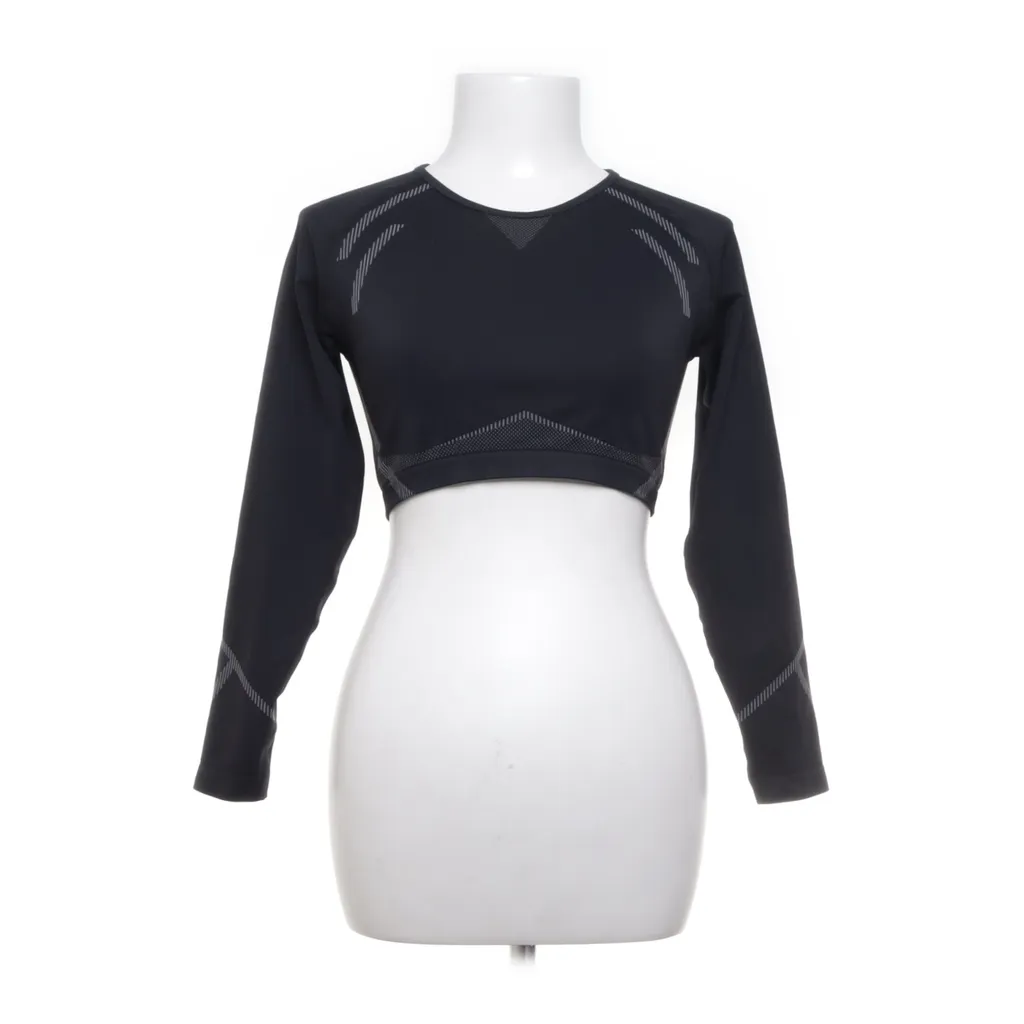 ICIW x Angelica Blick - Trainingsshirt - Damen - Größe: M - Schwarz