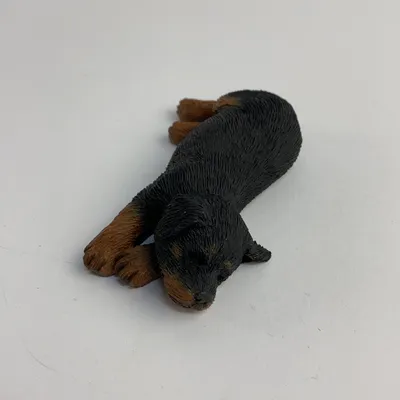 Figurin (Rottweiler (II), B77) från Sandicast