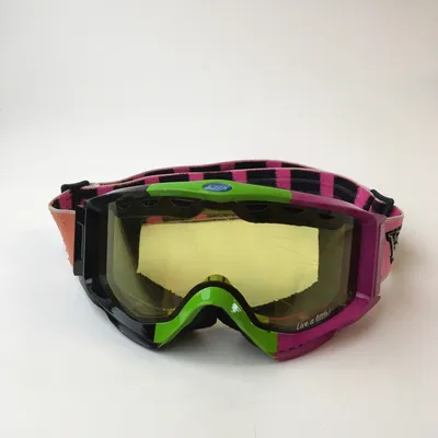 Skidglasögon (Rosa, Grön, Svart, Vit) från Kask