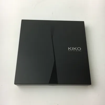 Sminkförvaring (Empty eyeshadow case) från Kiko