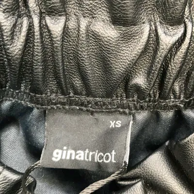 Kjol (Svart) från Gina Tricot Polyuretan thumbnail 3