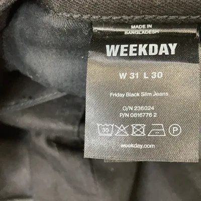 Jeans (Friday Black Slim Jeans) från Weekday Bomull, Elastan thumbnail 3