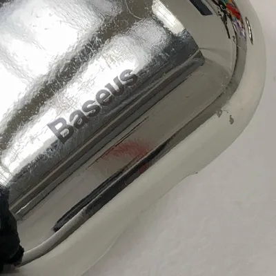 Hörlursfodral (Silverfärgad) från Basus thumbnail 3