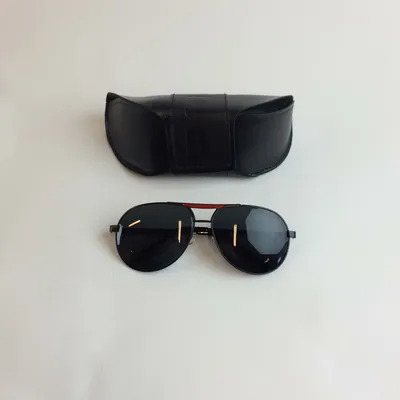 Solglasögon (Svart) från Police