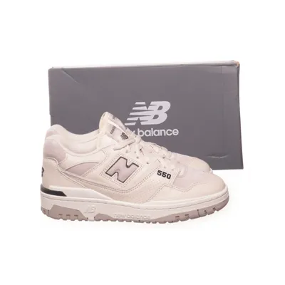 Sneakers (550) från New Balance