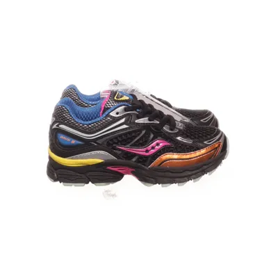 Gymnastikskor (Omni 9 KDZ) från Saucony Skinnimitation