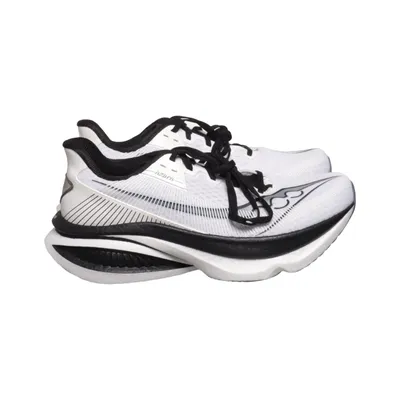 Løbesko (Endorphin Azura) fra Saucony
