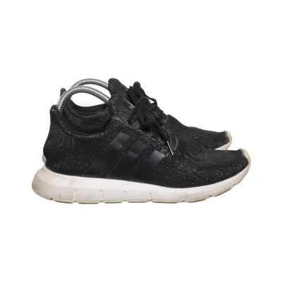 Baskets (Noir, Blanc) de Adidas Originals