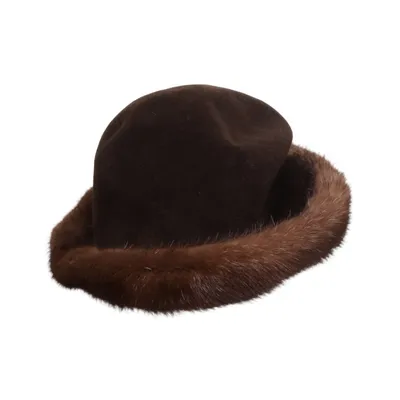 Fur hat (Berets) from Berets