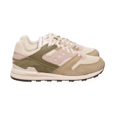 Sneakers (Courageous) from Saucony Suede