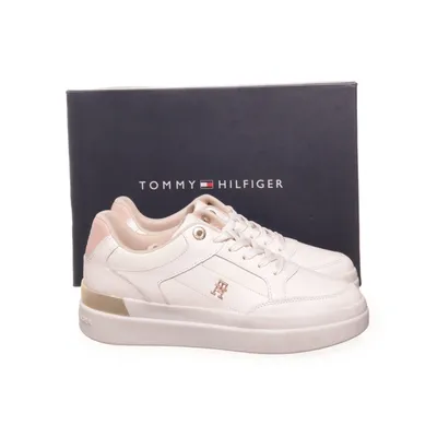 Sneakers (Lux Hardware Court Sneaker) från Tommy Hilfiger Skinn