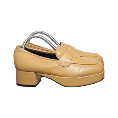 Loafers (Beige) fra Design by MYS