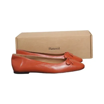 Ballet flats (Bodil) from Flattered Leather