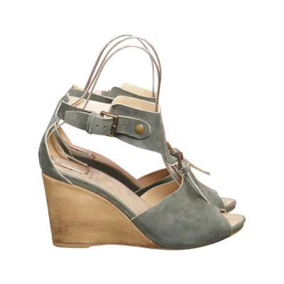 Chaussure compensées (Gris, Marron) de Moma Cuir