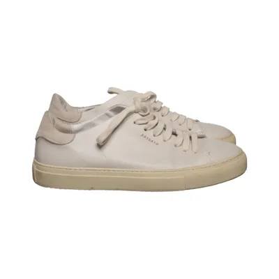 Sneakers (Beige) from Axel Arigato