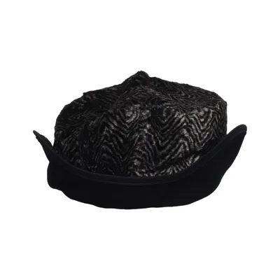 Mössa (Svart, Grå, Vit) från Wigens