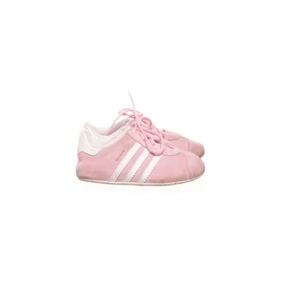 Sneakers (Gazelle) från Adidas Mocka