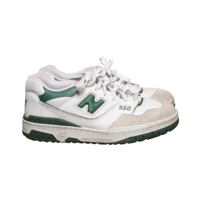 Sneakers (550) från New Balance