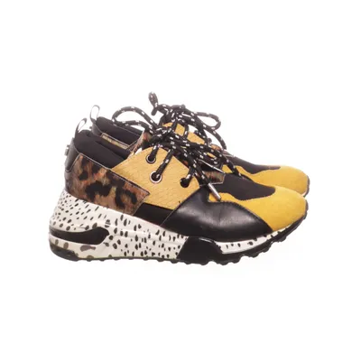 Träningsskor (Gul, Svart, Vit) från Steve Madden