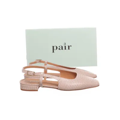 Slip-ins (Tejsu Ecru) från A Pair Skinn