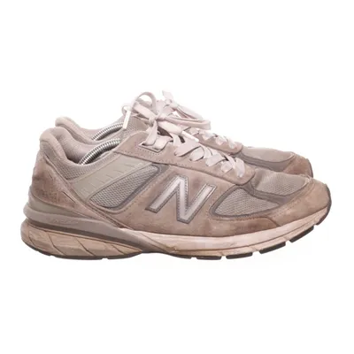 Sneakers (990v5) från New Balance Mocka