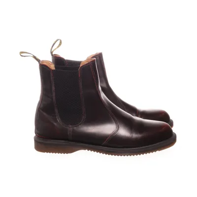 Chelsea boots (Brown) from Dr. Martens