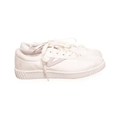 Tygskor (Vit) från Tretorn