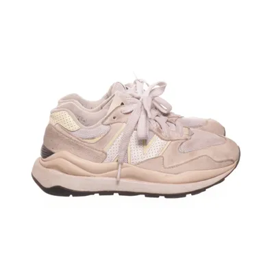 Sneakers (Beige) från New Balance Mocka