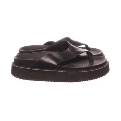 Flipflop (Svart) från A Day's March Skinn