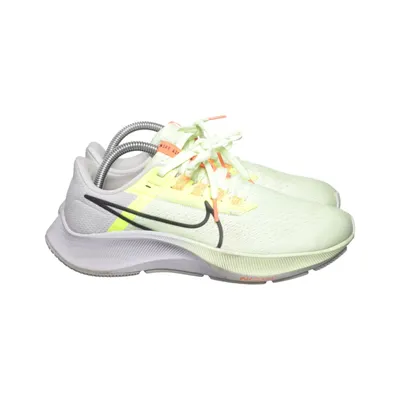 Löparskor (CW7356-7000-56-700) från Nike